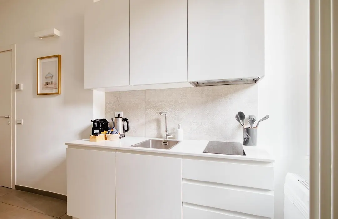 Stylish Studio Near Porta Garibaldi & Metro By Stay Mastery-1