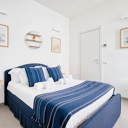Stylish Studio Near Porta Garibaldi & Metro By Stay Mastery-3